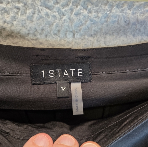 1. State Women's Black Tailored Dress Shorts Sz 12 Pleated High Waist Pockets - Picture 6 of 11